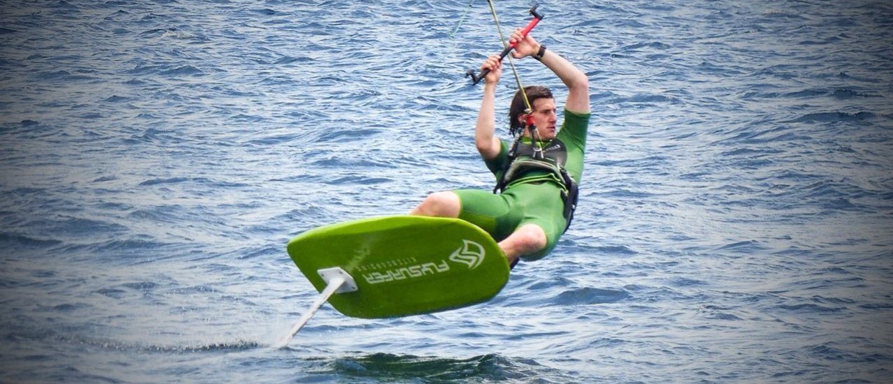 Stages kite hydrofoil et Race