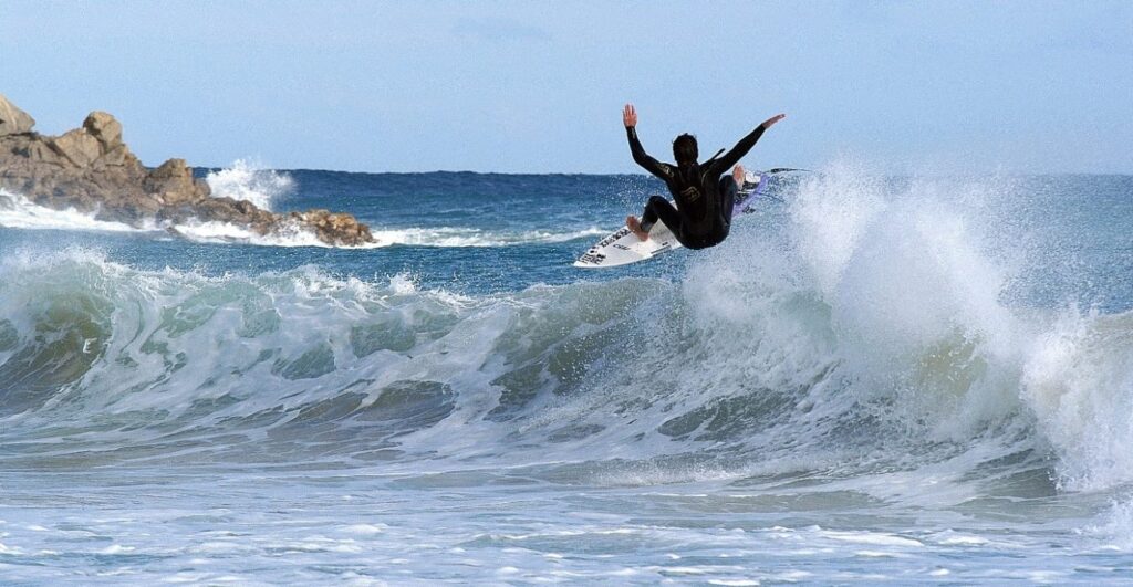 Surf Spots Sardinia: Surfing at Mini Capo, Oristano, Sardinia