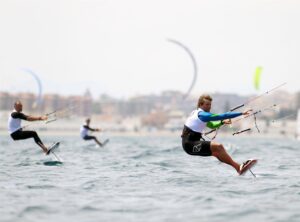 Kite Foil and Formula Kite: Which are the differences between the two kite classes
