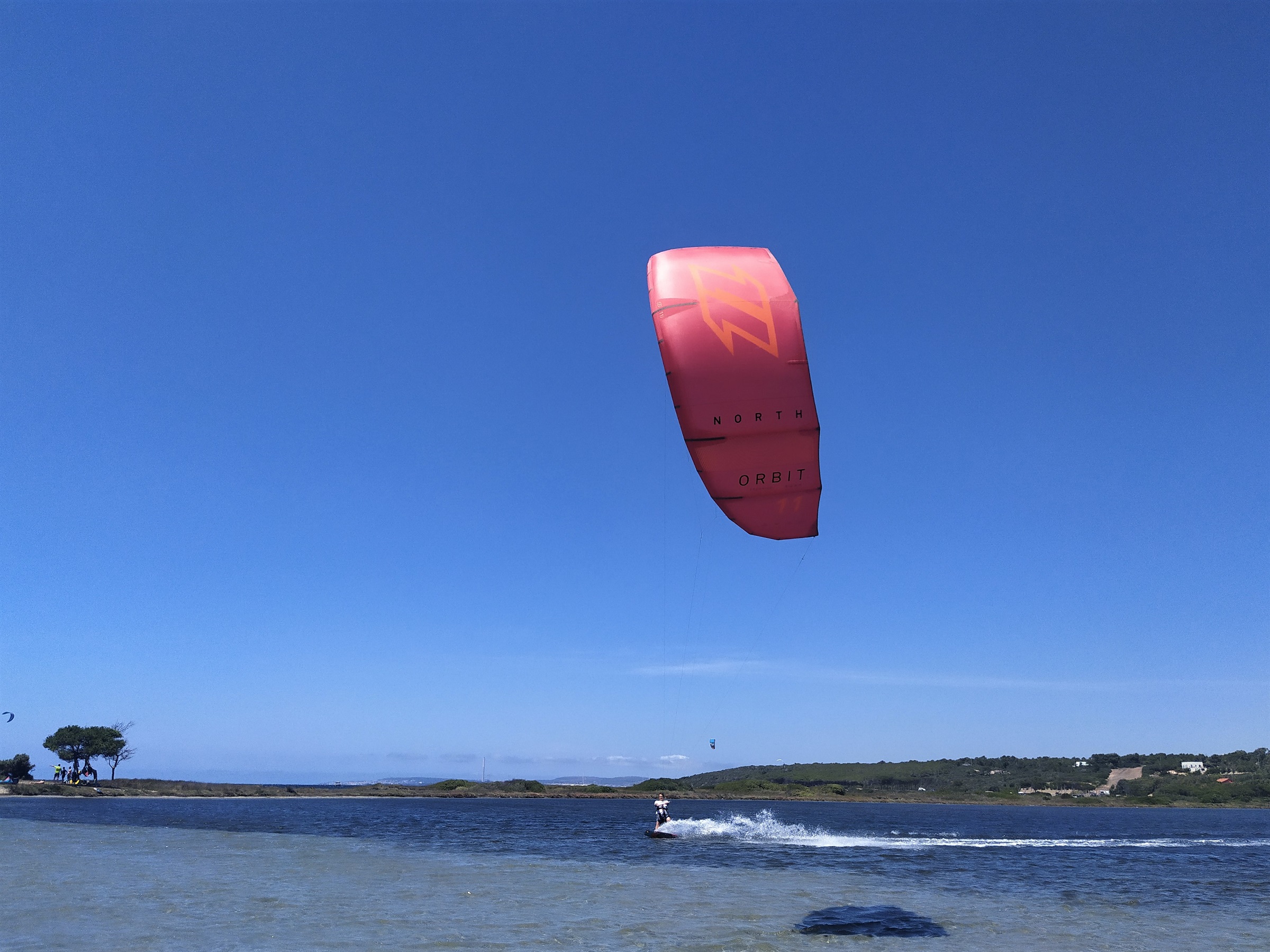Kitesurfing in Punta Trettu Sardinia